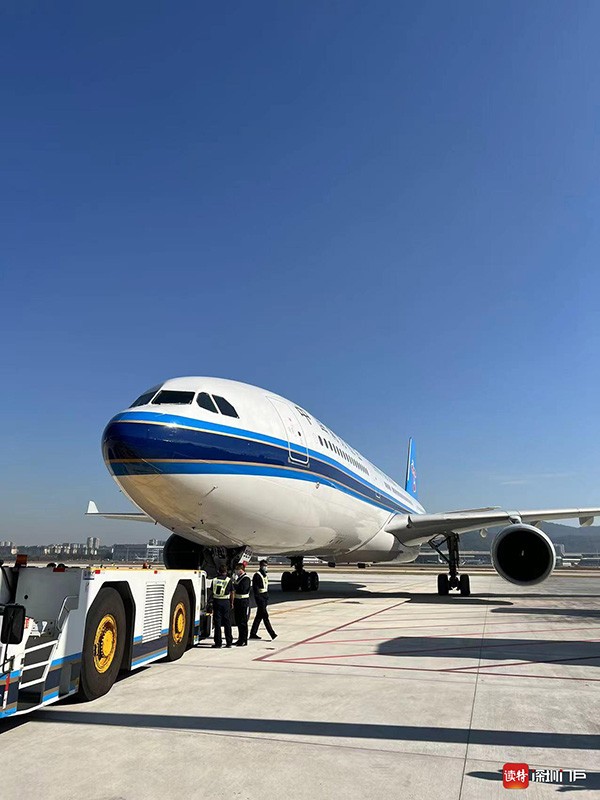 智能疏散系統的可定制性與靈活性體現在哪些方面？