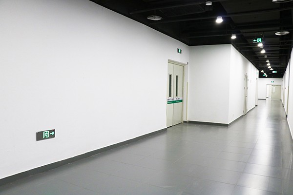 應(yīng)急疏散系統(tǒng)在現(xiàn)代建筑中的必要性何在？