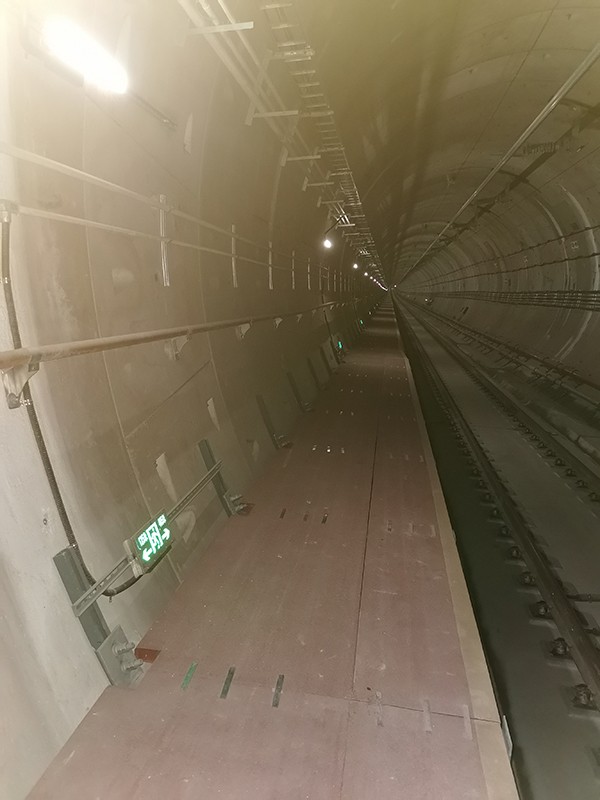 智能疏散系統：高效應對突發事件的科技利器