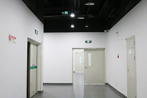 智能疏散指示系統能否應對多層建筑？