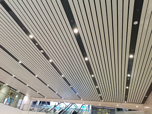 消防智能疏散系統(tǒng)：復雜建筑中的疏散利器還是難題？